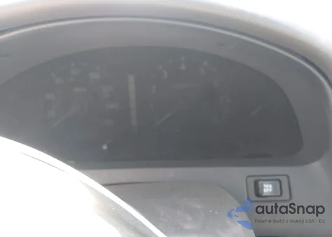 2001 Infiniti I30 Luxury z USA, uszkodzony, nr VIN JNKCA31A91T001925